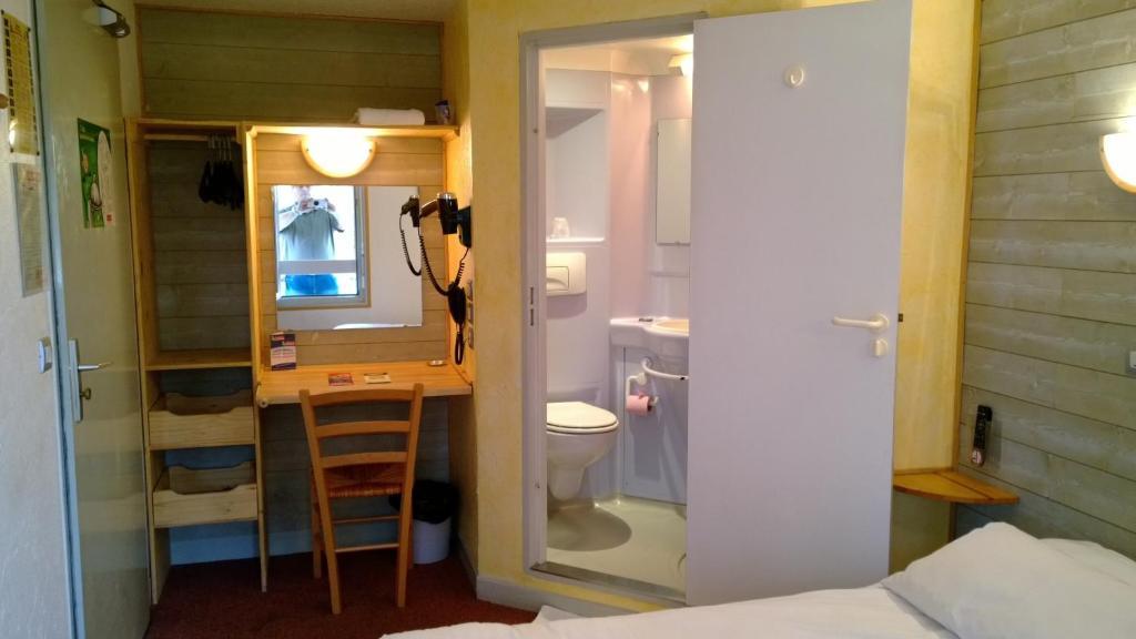 Fasthotel Chambéry Zimmer foto